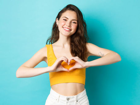 Cuidado de la salud femenina para mujeres jóvenes