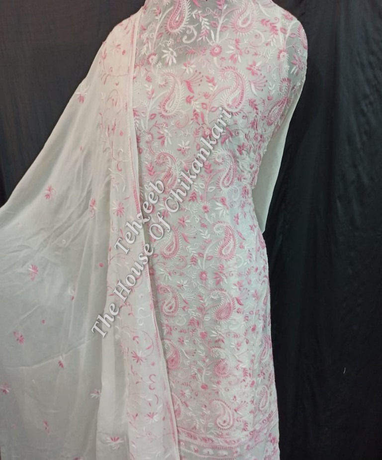 Thumbnail: OmbreTeen Taar Chikankari