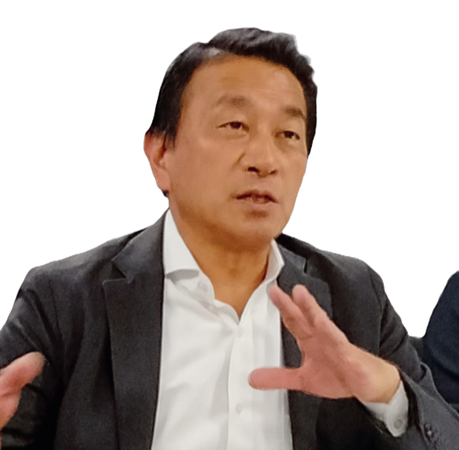 塚本氏