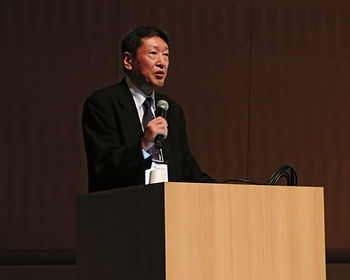 佐藤氏