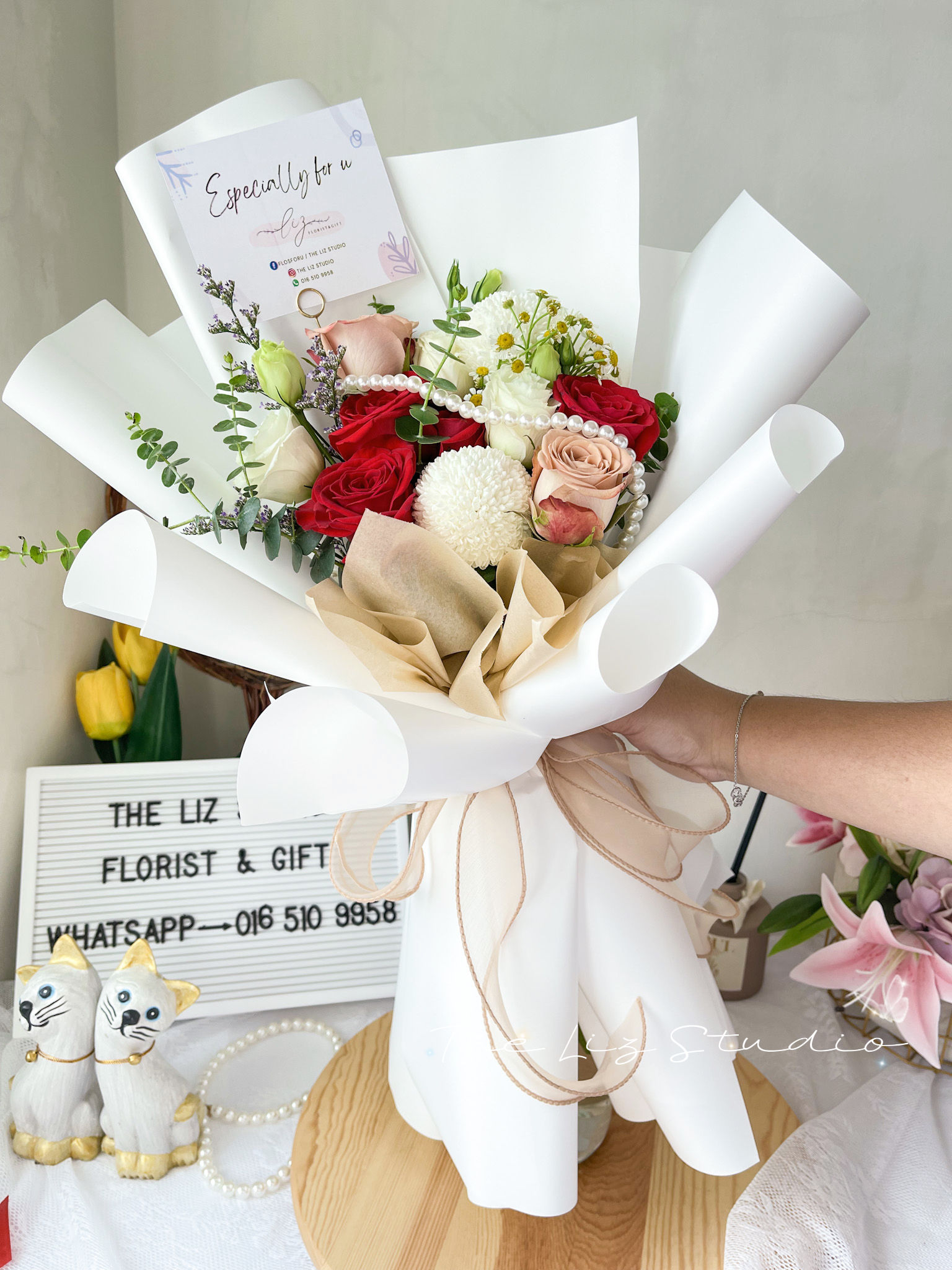 Mix Fresh Flower Bouquet