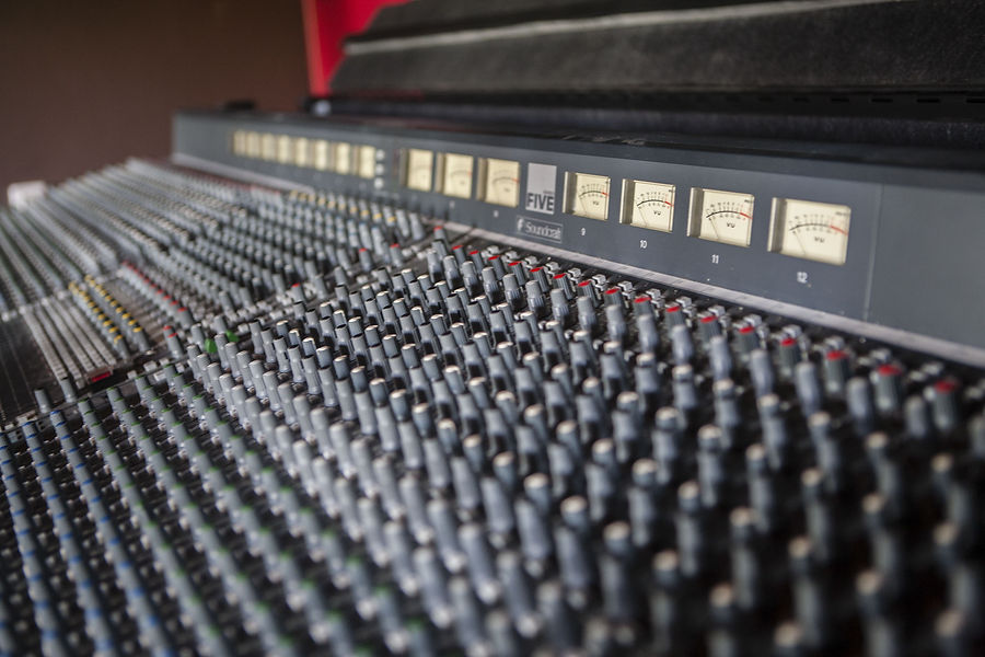 soundcraft-series-5-1205298.jpeg