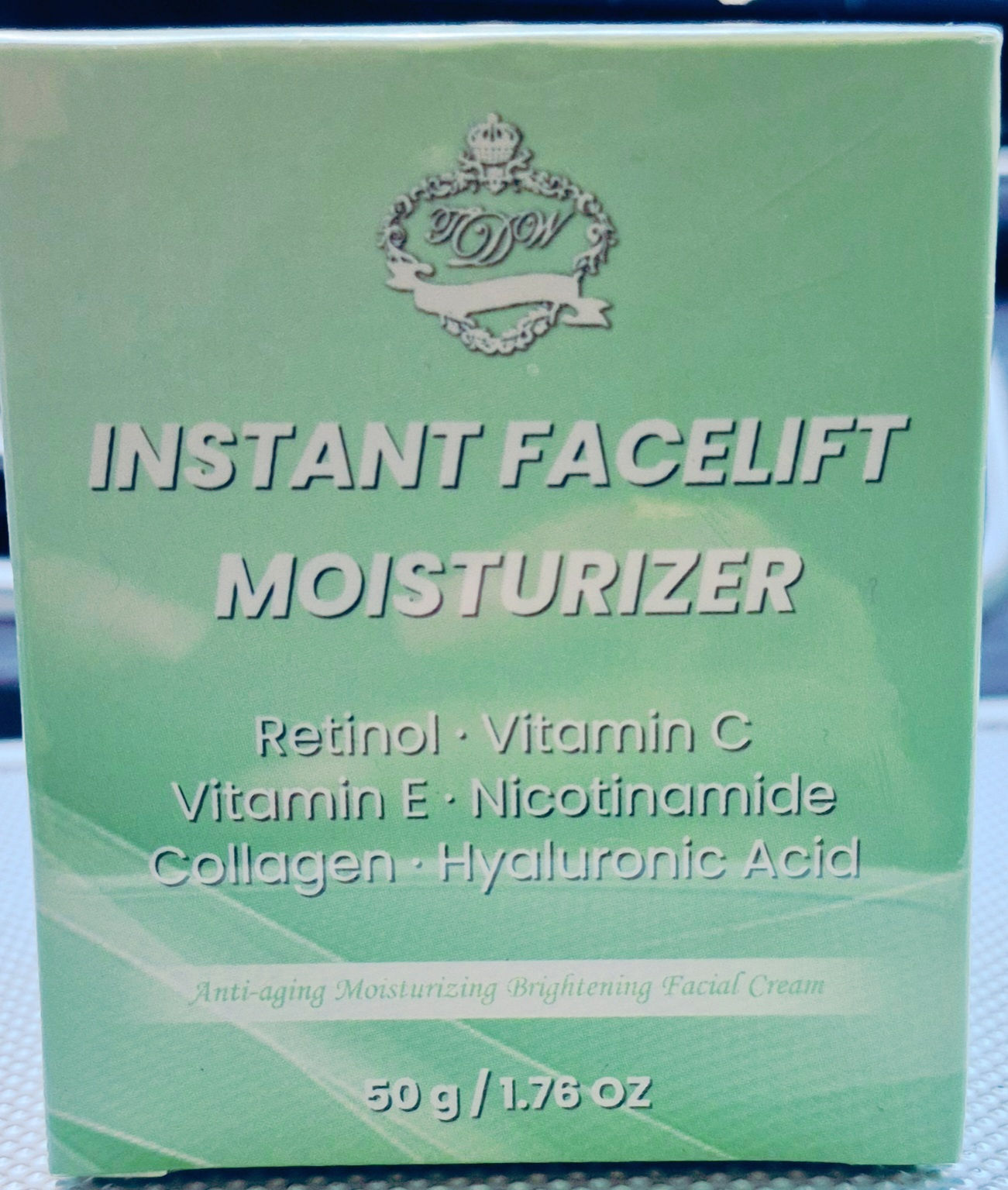 Instant Facelift Moisturizer