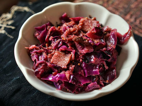 Chou rouge à la pomme et bacon
