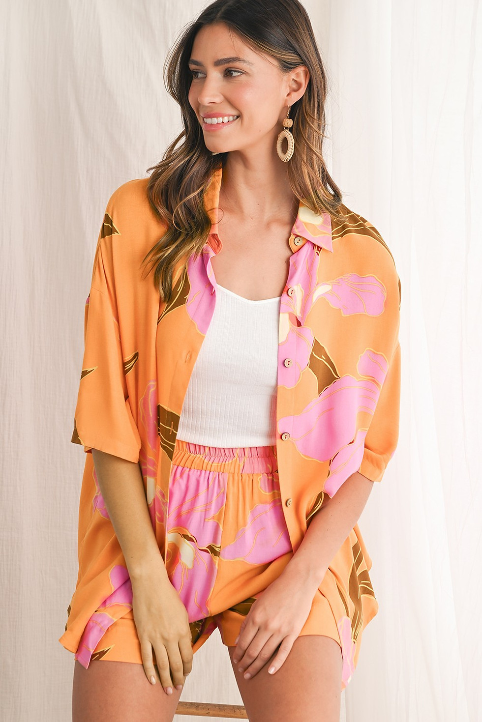 Thumbnail: Floral Print Loose Shirt and Shorts Set
