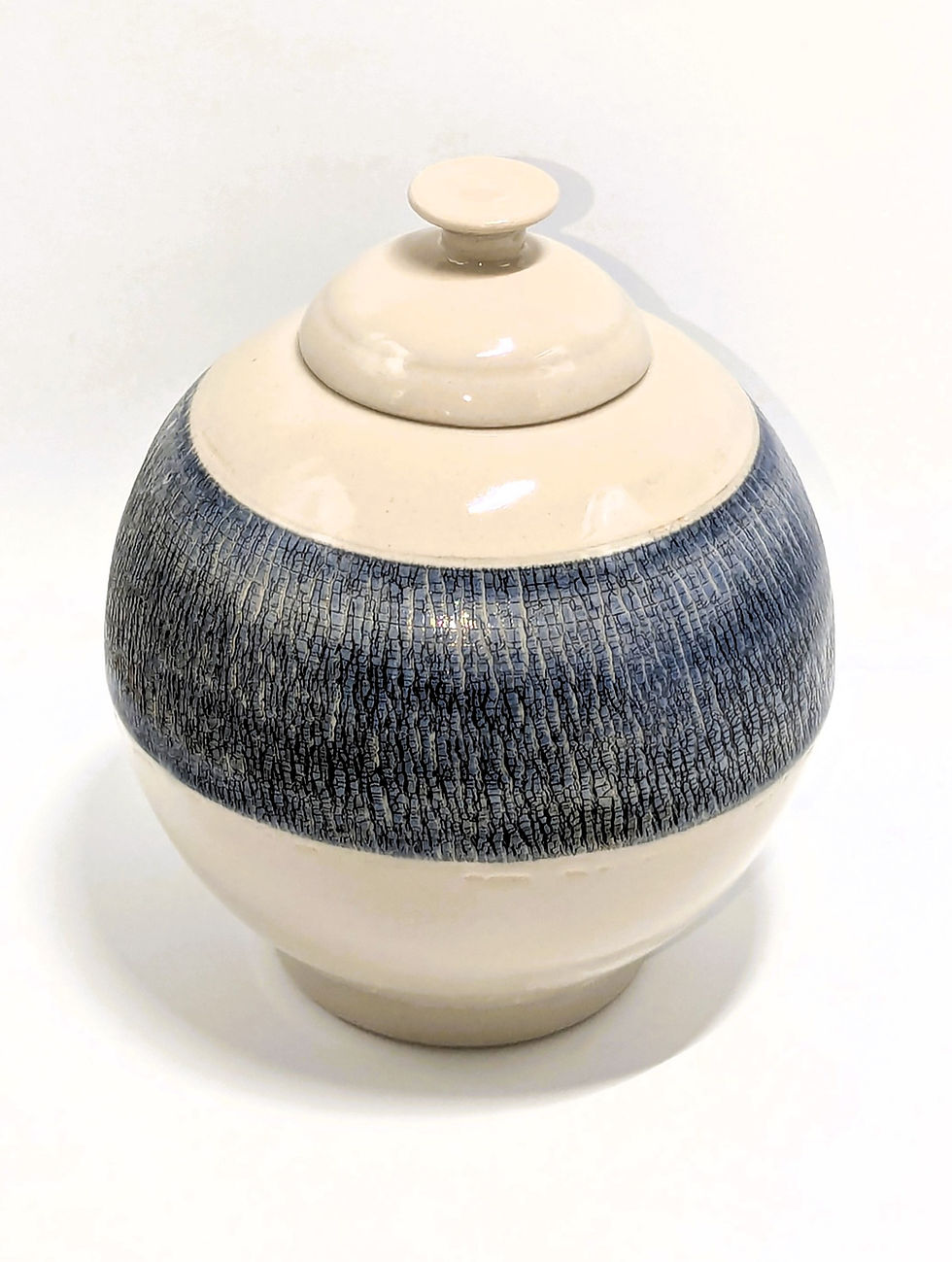 Thumbnail: Ivory & Blue 1.85 ltr Urn