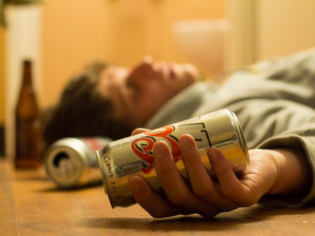 Research: Prof argues against lowering drinking age