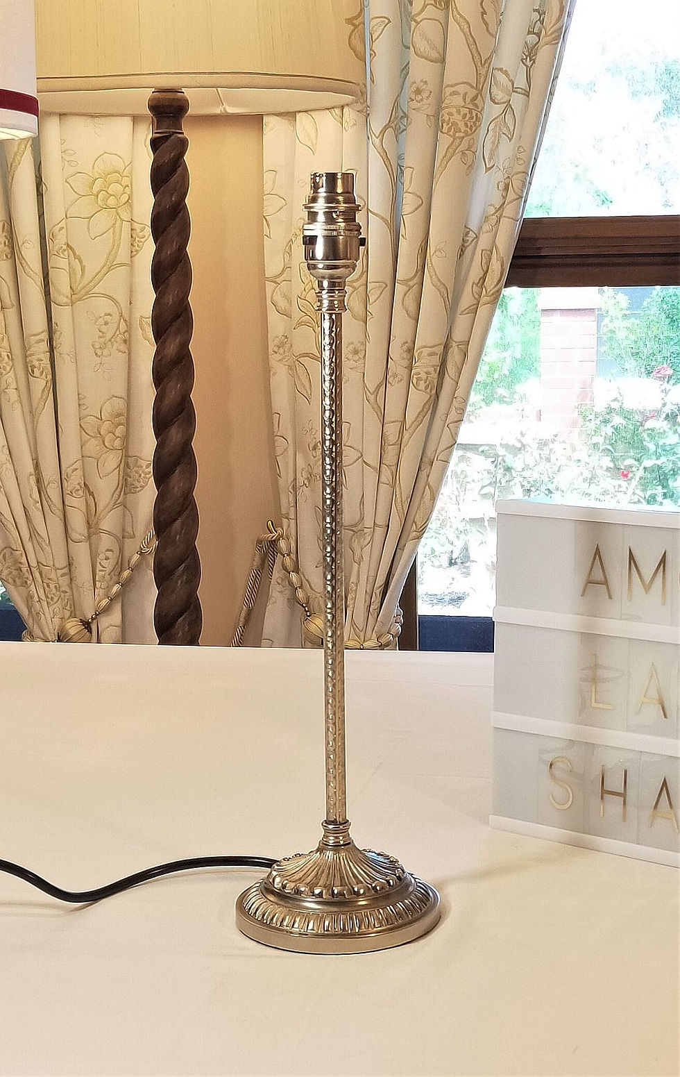 Thumbnail: Bellevue Table Lamp