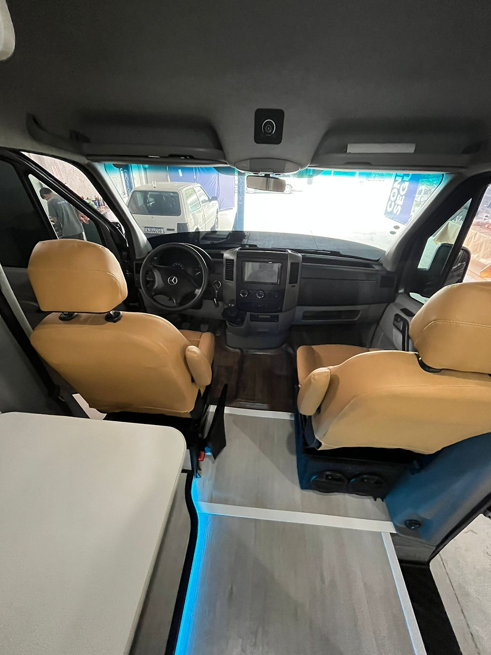 Miniatura: Sprinter 2018 Modelo 415