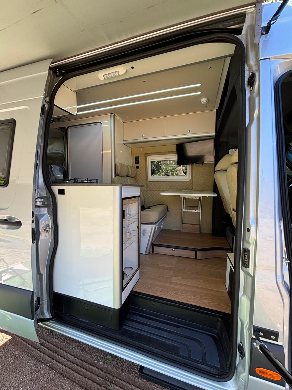 Miniatura: Motorhome Sprinter 417 CDI 2024 - 0Km