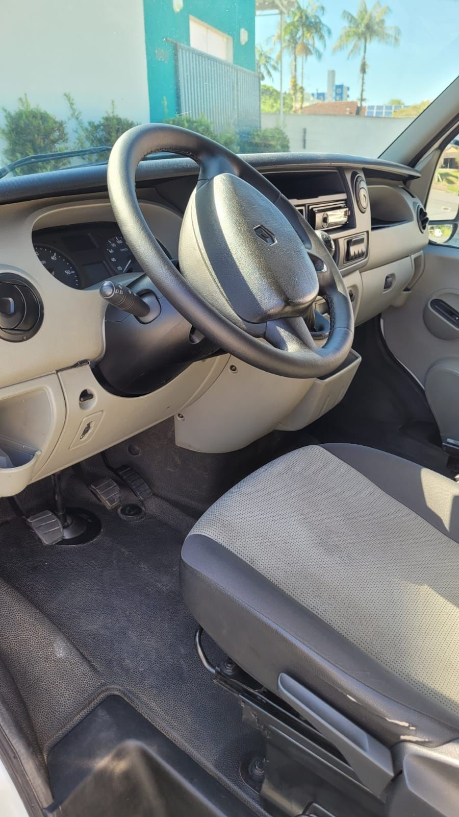 Miniatura: Renault Master 2013 Longa