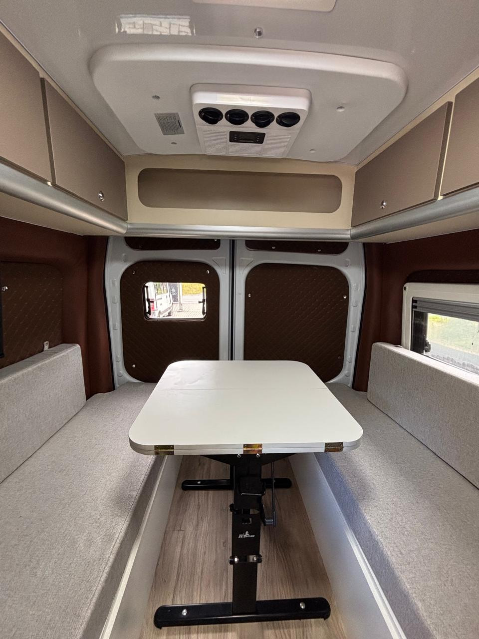 Miniatura: Motorhome Cacupé - Ford Transit 2025 Furgão - Com barraca de teto