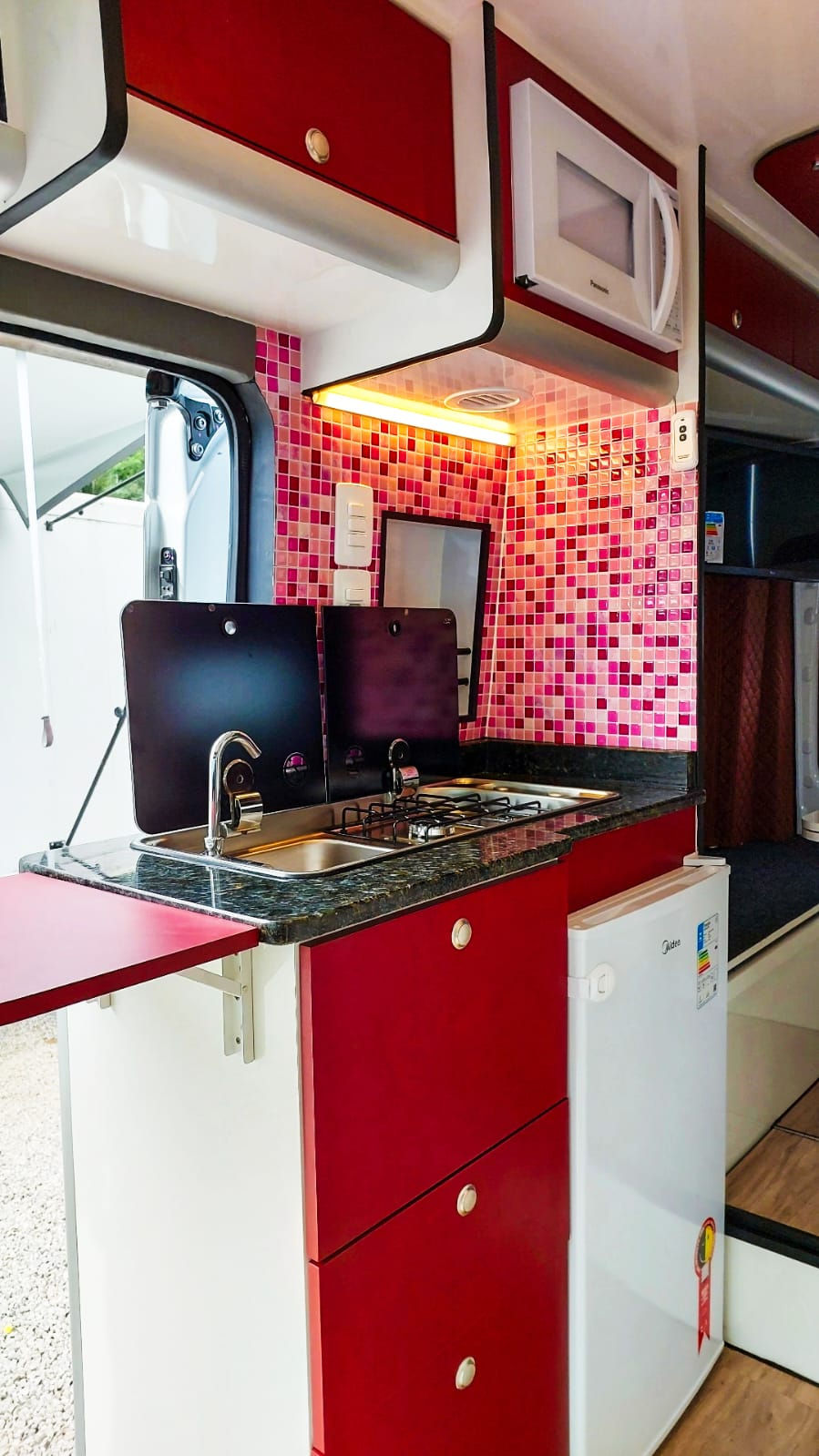 Miniatura: Ford Transit Automática