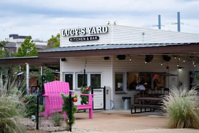 Courtney Istre Live @ Lucy's Yard