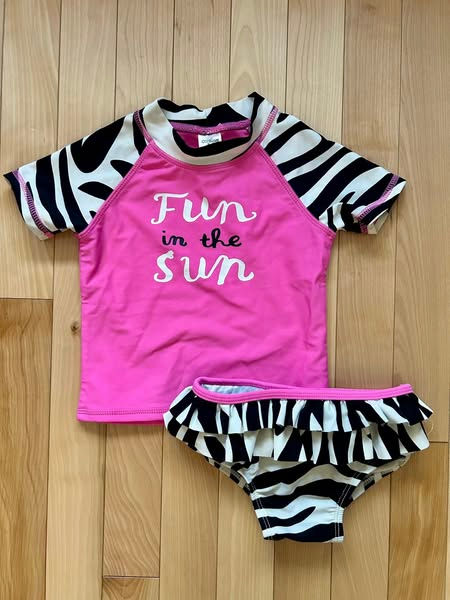 Maillot de bain 2 pièces Oshkosh 24 mois