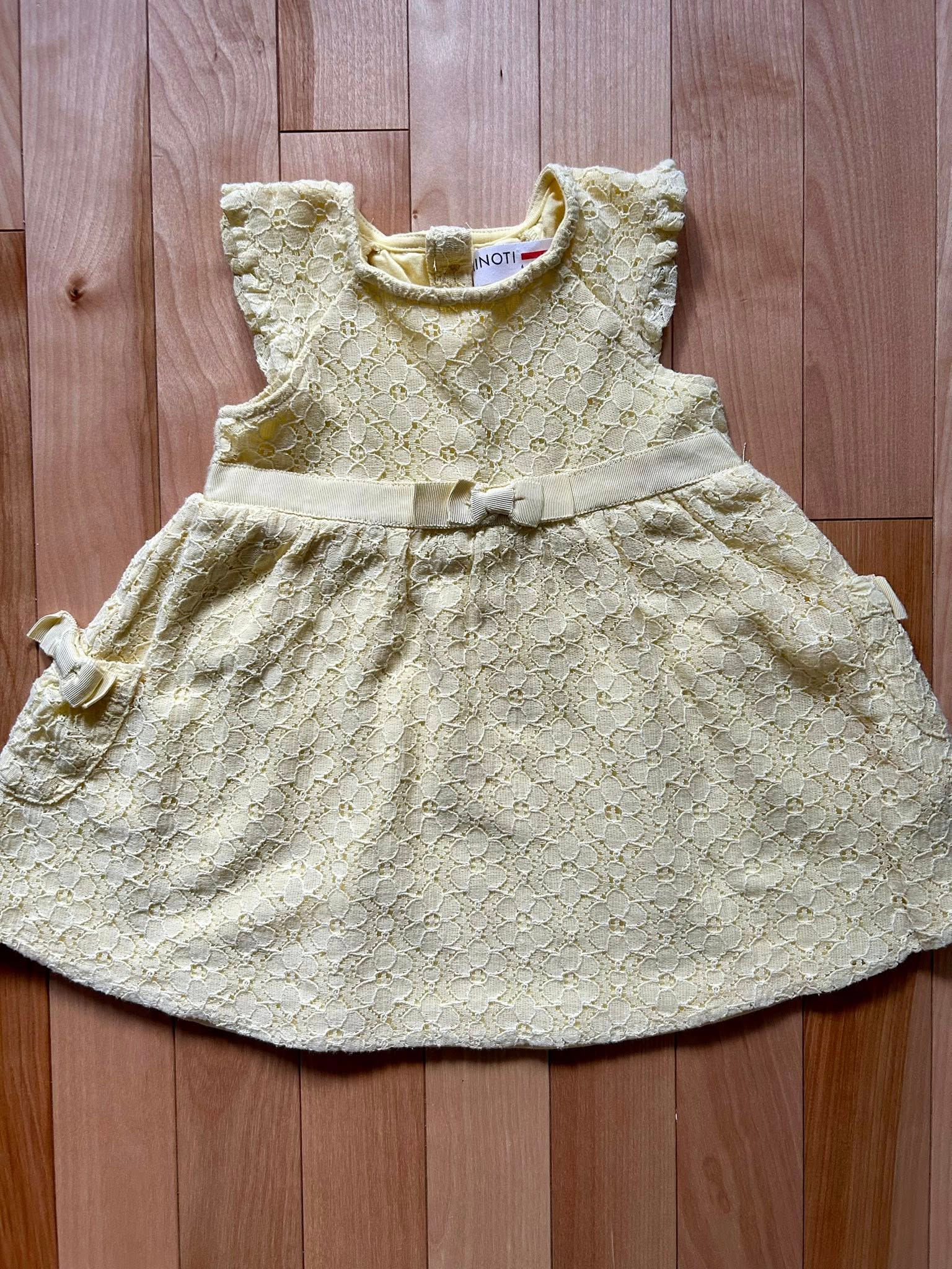 Robe Minoti 6-9 mois