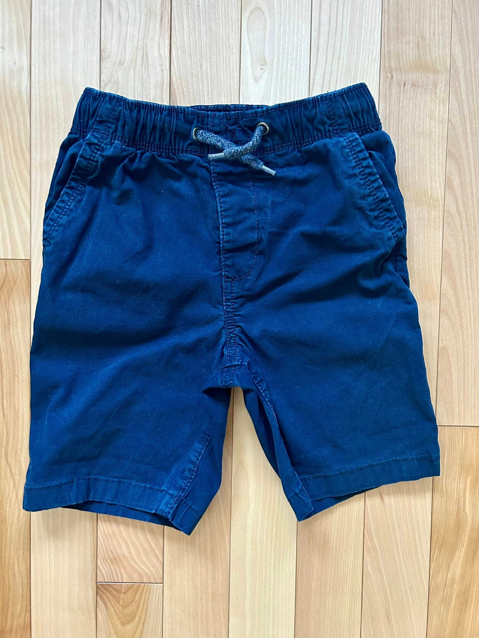 Short Oshkosh 6T
