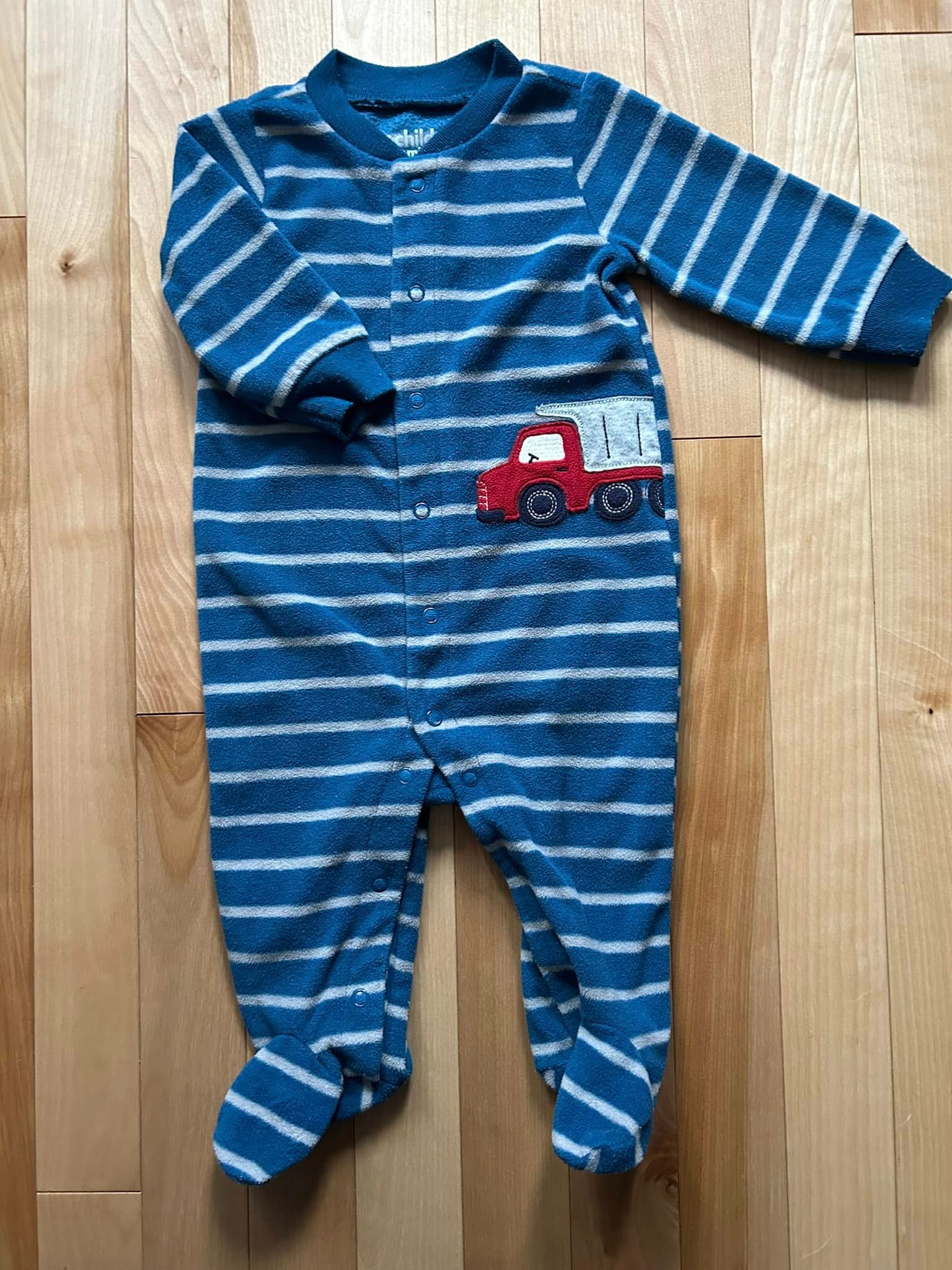 Pyjama en polar carter’s 3-6 mois