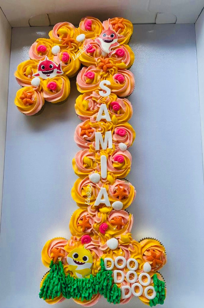 Baby Shark Pull A Part Cupcakes
