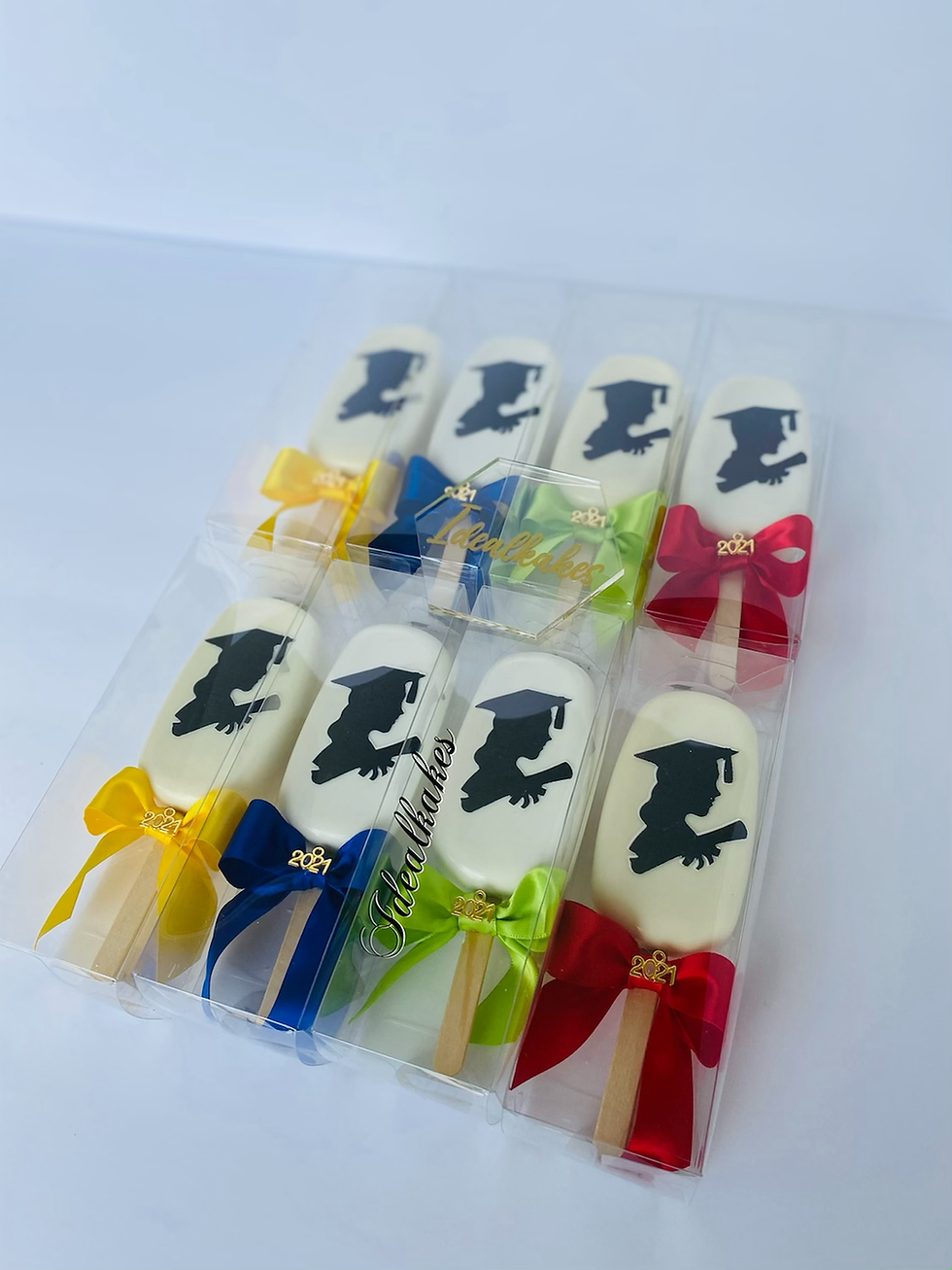 Thumbnail: Graduation Cakesicles 