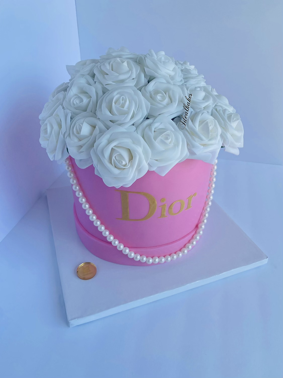 Thumbnail: Dior Flower Box Cake Package