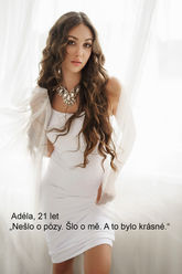 Boudoir focení ženy v Ateliér Šebestová Praha - profi focení s vizážistkou