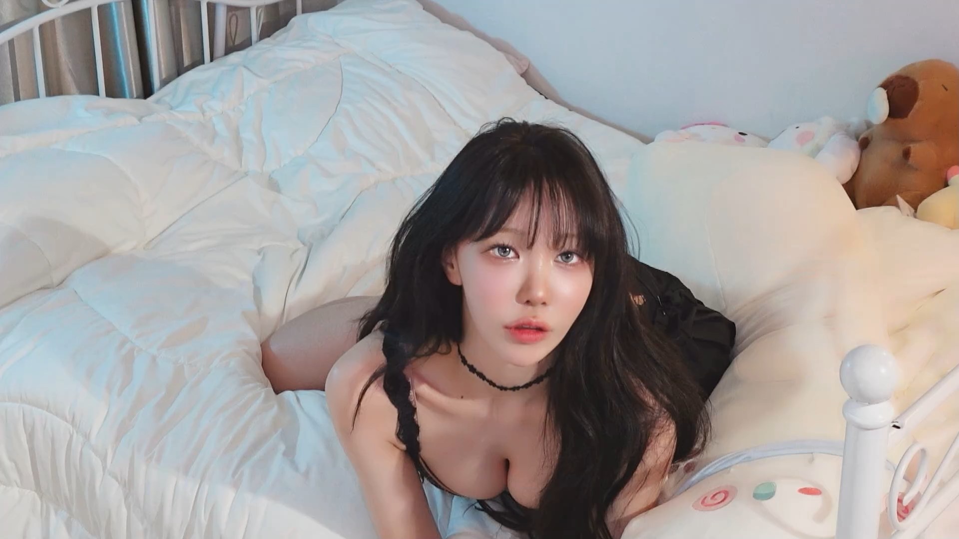 260426 겨우디 침대위 시그니처 리액션