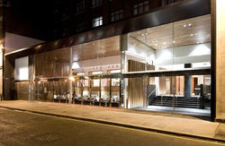 London Hotel Exterior