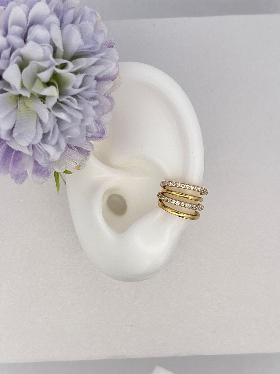 Thumbnail: Curved Claw-Shaped Earrings for Women(Single Earring)