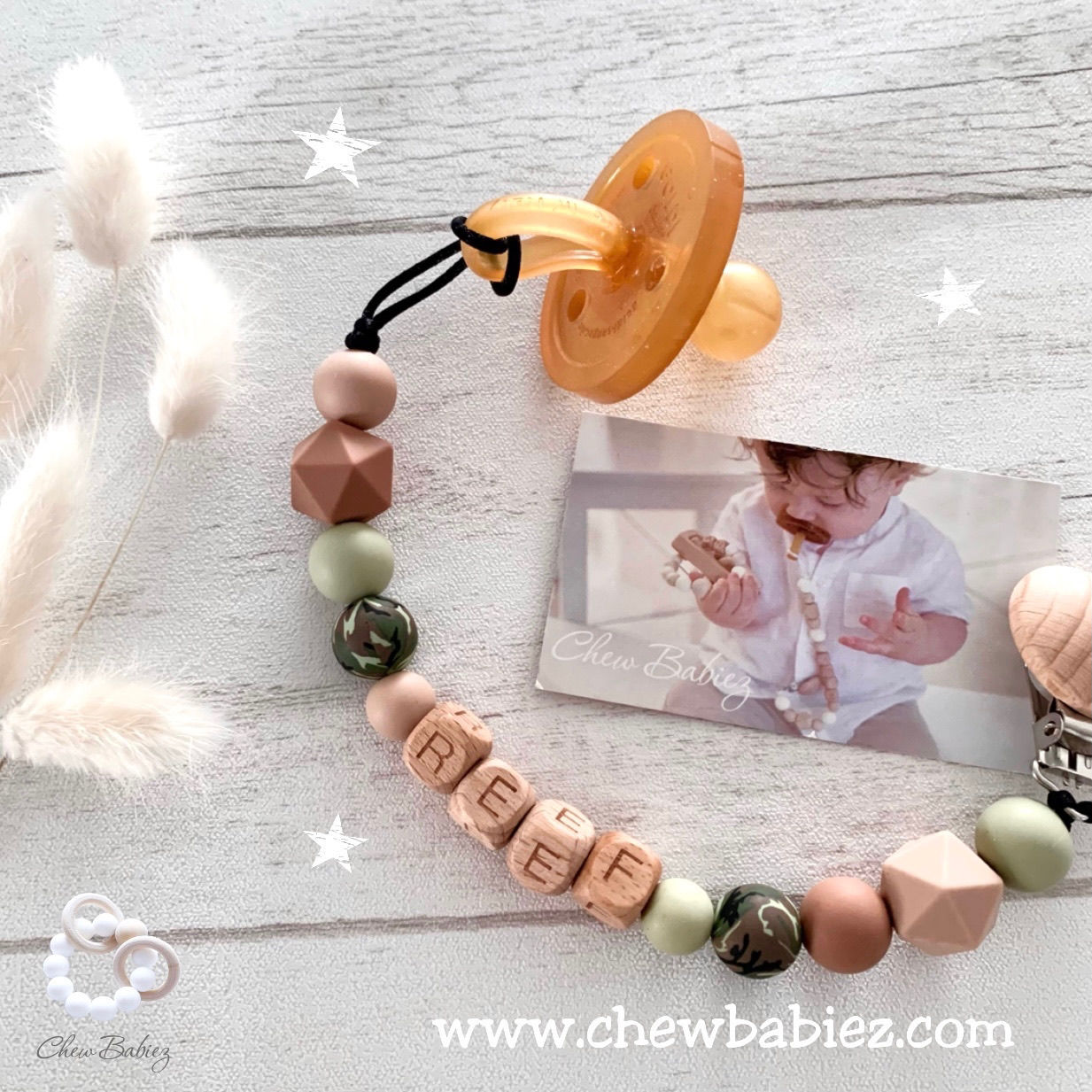 Chew Babiez | מחזיק מוצץ עם שם | שרשרת למוצץ