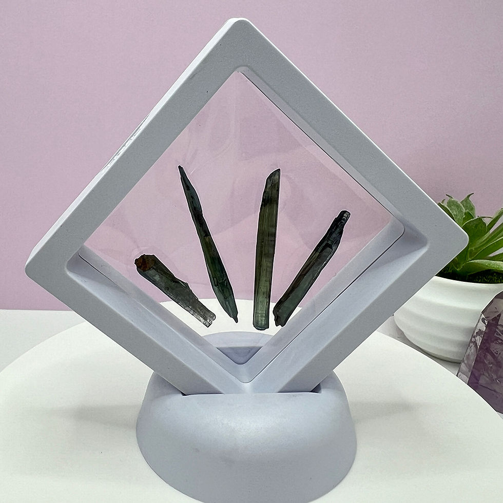 Miniatură: Mineral Vivianit cristale