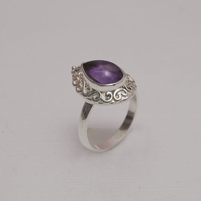 Miniatură: Inel cu piatra mare Ametist natural si montura de argint. INel ametist model unicat si argint