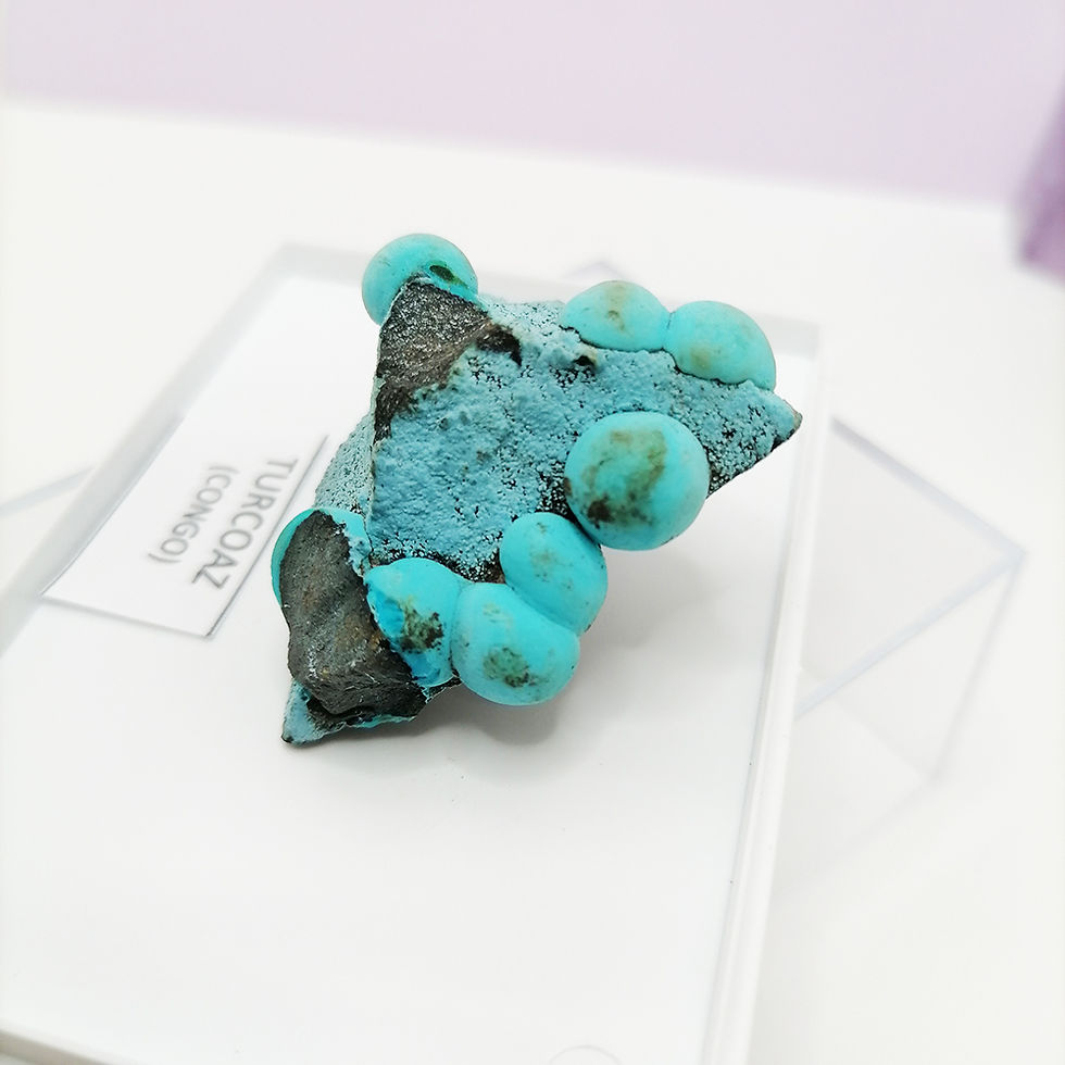 Mineral Turcoaz brut, neprelucrat natural