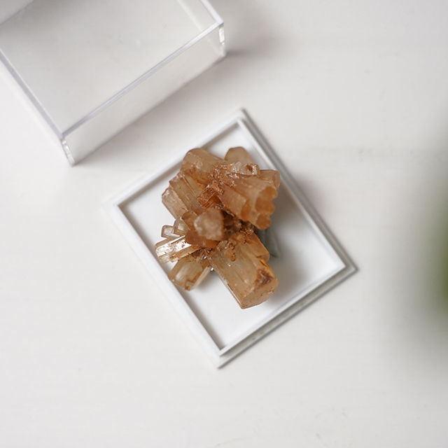 Aragonit cristal natural brut, minerale colectie, pietre semipretioase brute. Aragonit neslefuit