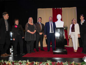 Εστία Νέας Σμύρνης: Κοπή πίτας και αποκαλυπτήρια προτομής Αλέξανδρου Ωνάση