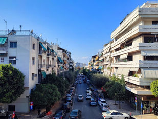 «Ζούμε Νέα Σμύρνη»: Συζήτηση με επιστήμονες & δημότες για το πρόβλημα με τις θέσεις στάθμευσης