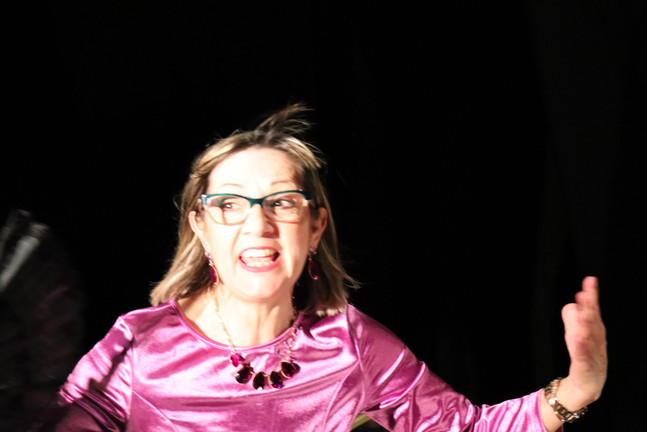 Θεατρική παράσταση με τίτλο «Έτσι είναι (αν έτσι νομίζετε)» στην Εστία Νέας Σμύρνης