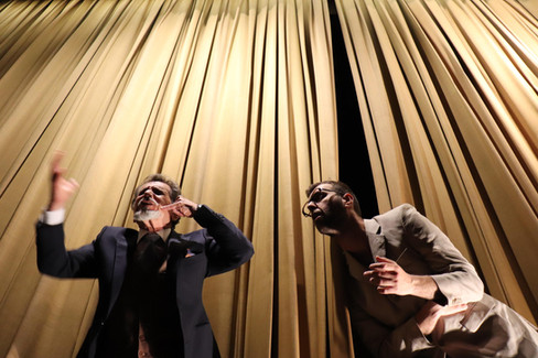 Θεατρική παράσταση με τίτλο «Έτσι είναι (αν έτσι νομίζετε)» στην Εστία Νέας Σμύρνης