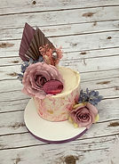 antique stencilled rose cake (1).jpeg
