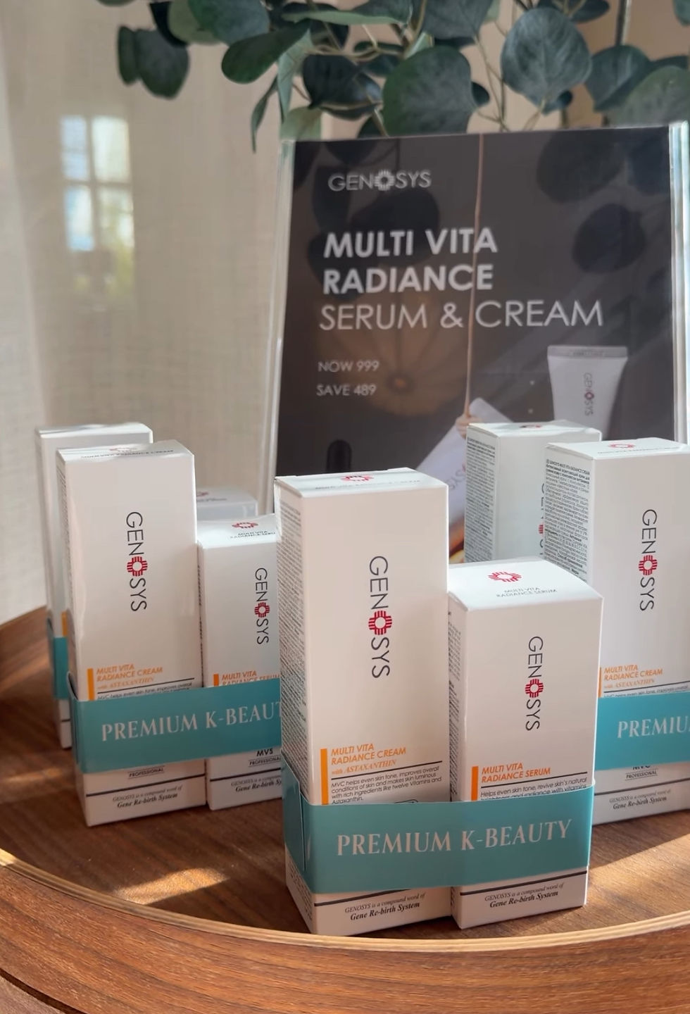 Miniatyrbilde: Multi Vita Radiance Serum + Cream fra Genosys