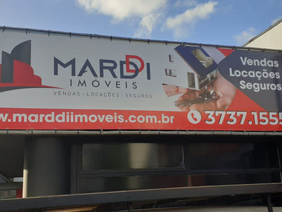 Fachada em Lona: vantagens e desvantagens