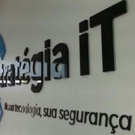 Letras caixa ambiente estratégia it