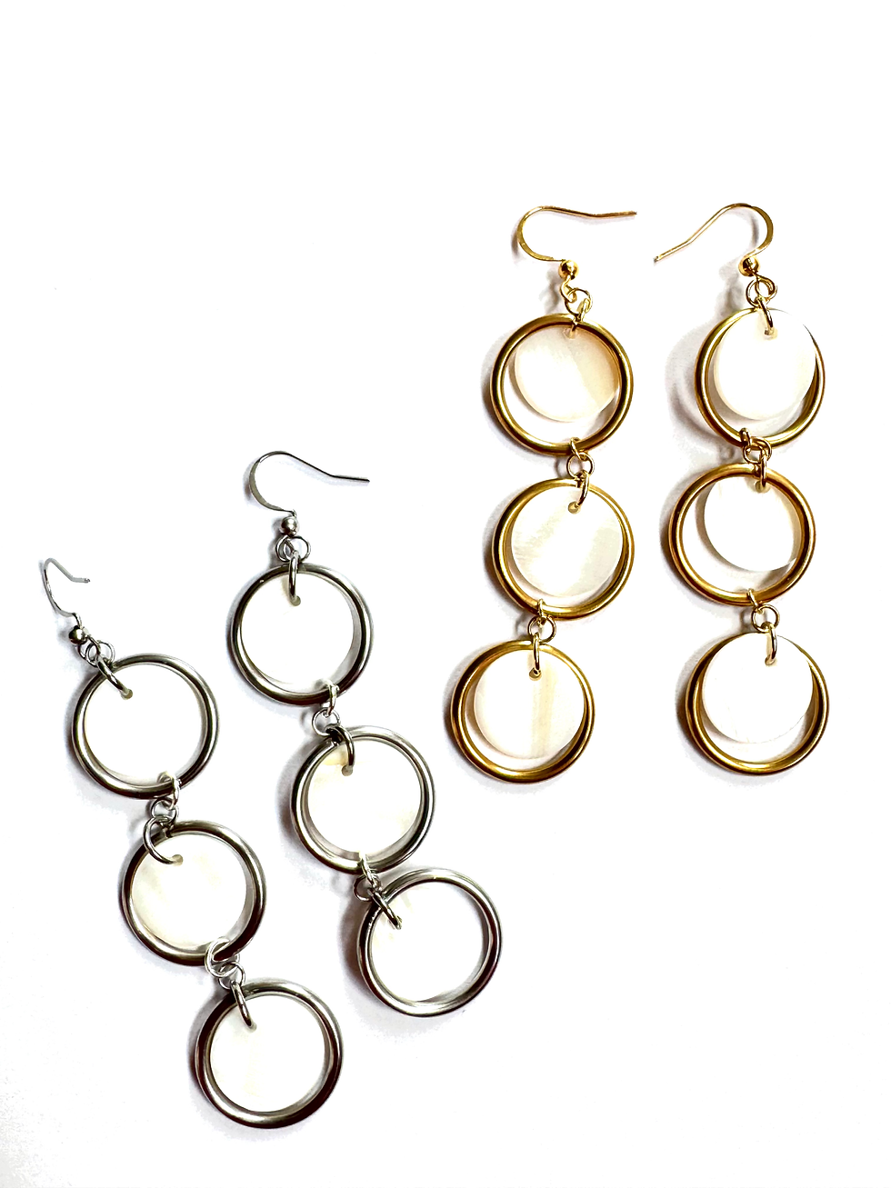 Miniatura: Pendientes aros nácar plateado