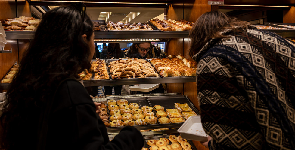 Medialunas and coffee stop on a private Buenos Aires city tour