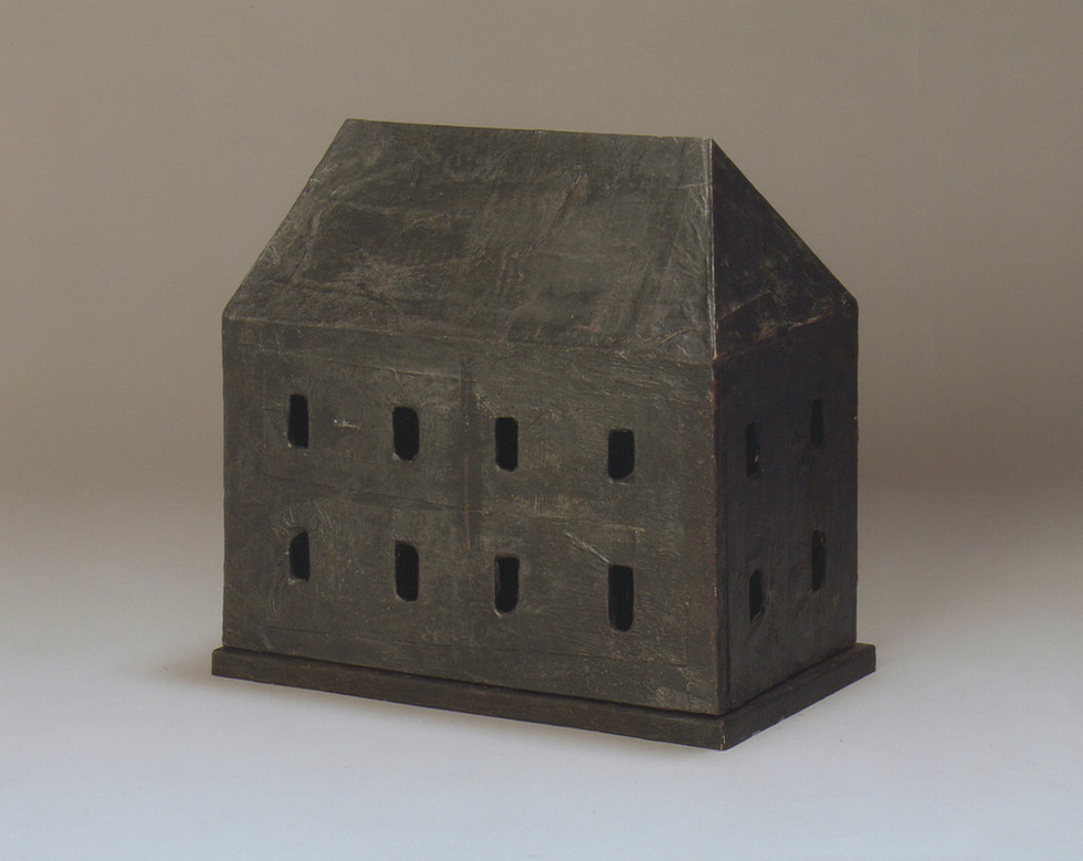Senza titolo, 2002, cartone metallo, cm 35 x 34 x 17,5