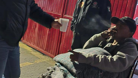 Gobierno de Parral brinda apoyo a personas vulnerables ante las bajas temperaturas