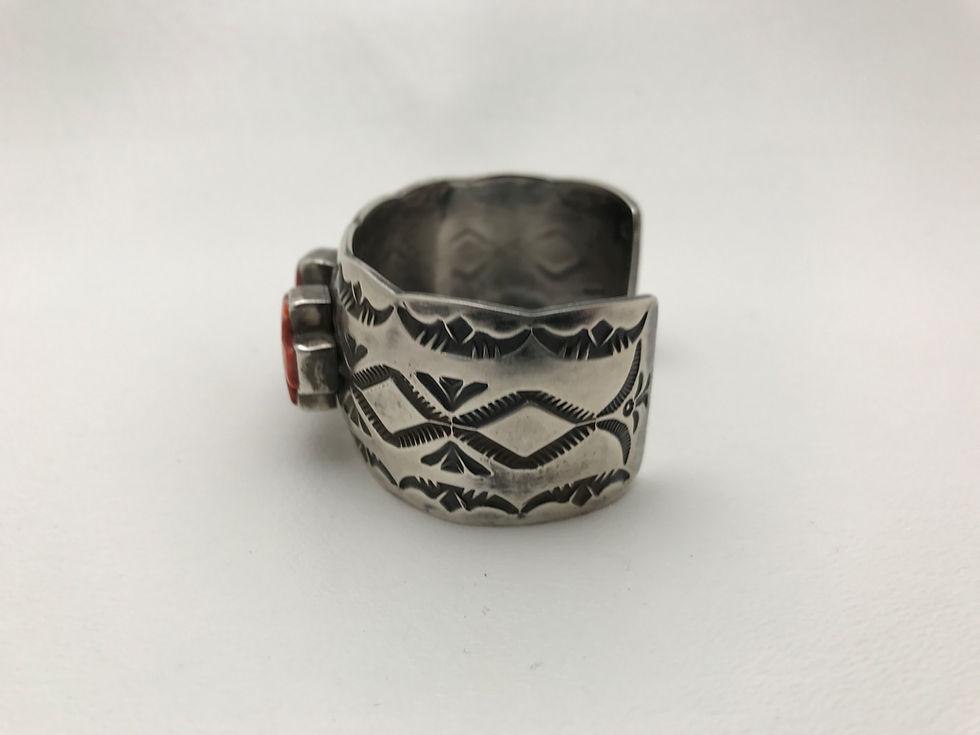 Thumbnail: Spiny Oyster Cuff Bracelet