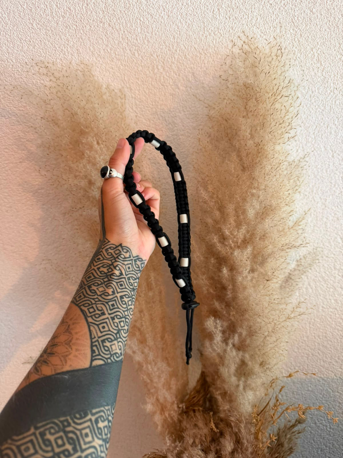 Collier anti tiques taille M 36-45 cm