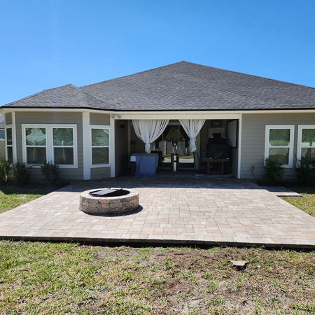 paver patio, fire pit, pavers, backyard, paver ideas, jacksonville pavers, jacksonville fire pit, competitive edge pavers