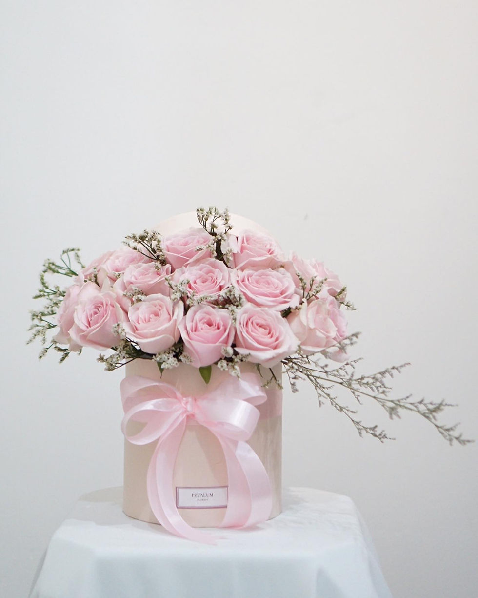 Thumbnail: All Rose Small Bloombox
